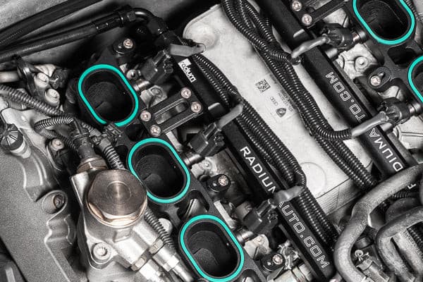 Radium Engineering Port Injection Kit R8 / Gallardo LP Motor Vehicle Parts Radium engineering